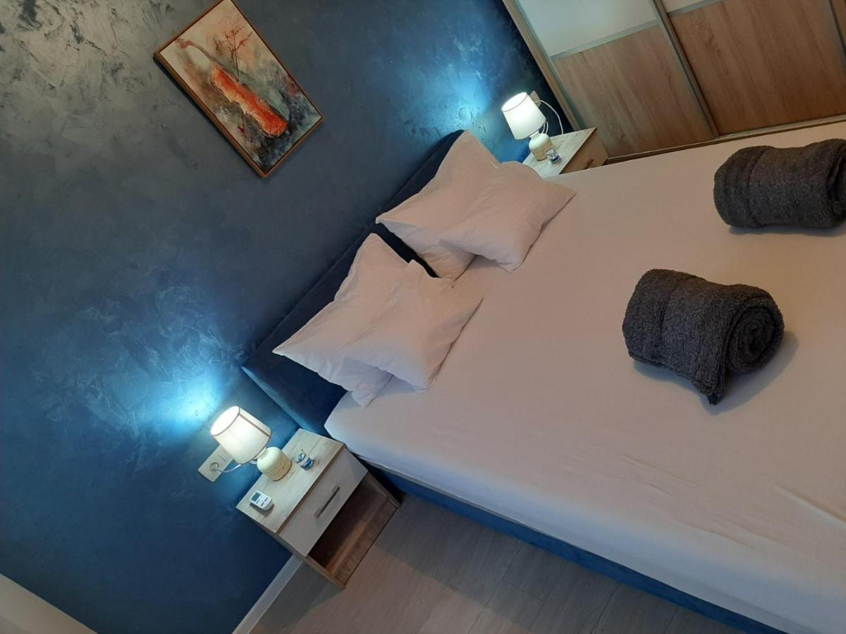 Apartmani Panorama 32 نيوم المظهر الخارجي الصورة