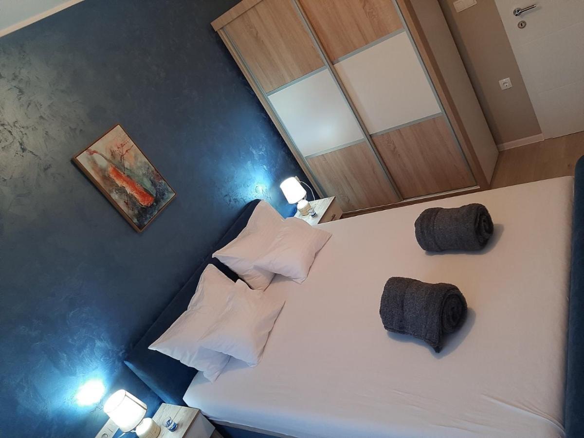 Apartmani Panorama 32 نيوم المظهر الخارجي الصورة
