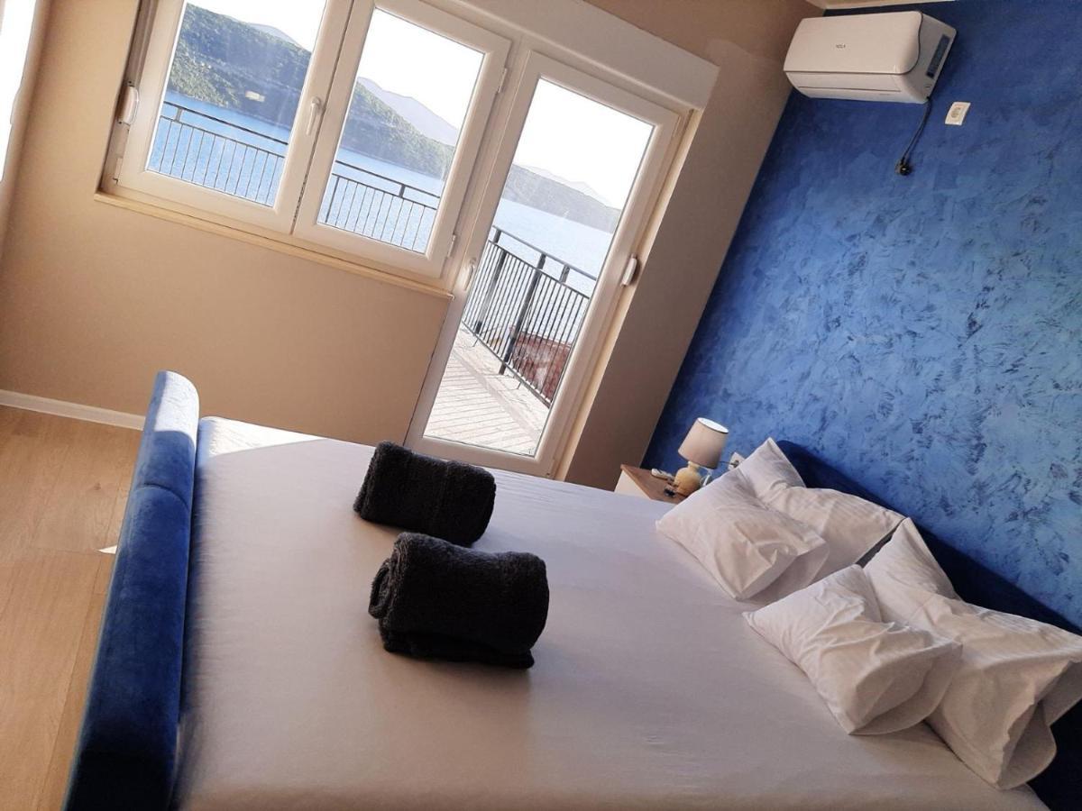 Apartmani Panorama 32 نيوم المظهر الخارجي الصورة